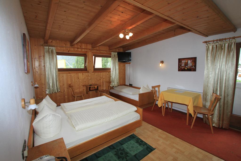 Hotel Restaurant Thurner Цамс Стая снимка